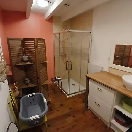 Charmante Maison De Village Renovee